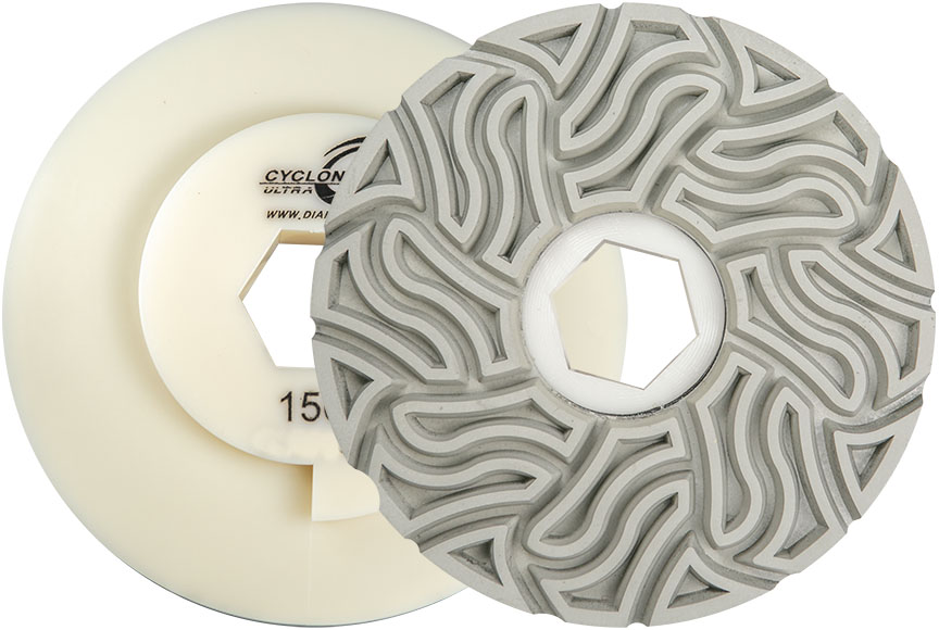 cyclone_ultra_snail_lock_wheel.jpg