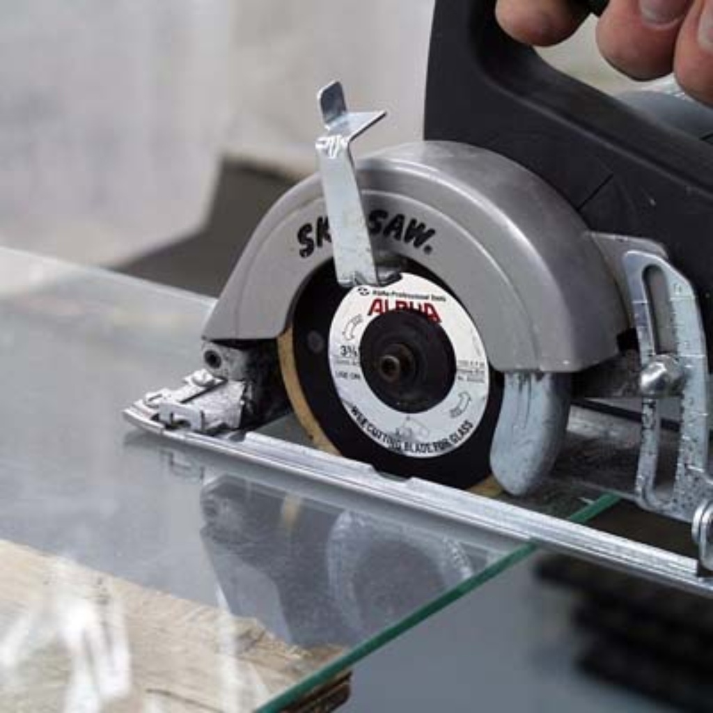 Alpha® Wet Cordless Saw Blade for Glass (3-3/8", 0.9mm, 15mm Arbor)
