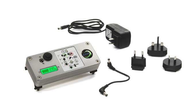 Omni Cubed Rechargeable Power Pack Kit  12V Li-ion Battery for Vacuum Pumps - side view